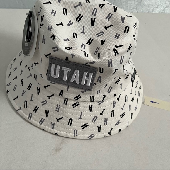 Robin Ruth Accessories - Robin Ruth Utah White Alphabet Print Bucket Hat crunch roll hat.